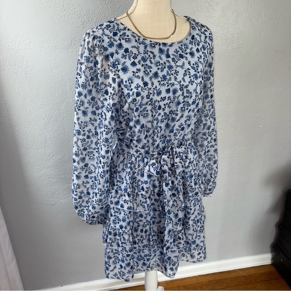 Spring Blue & White Floral Long Sleeve Tie-Waist Dress Medium